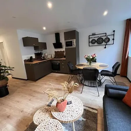 Atelier Du Jacuzzi Illimite Proche Du Mont Saint Michel アパート アブランシュ