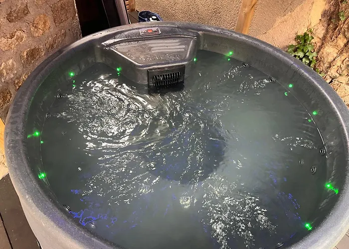 アパート Atelier Du Jacuzzi Illimite Proche Du Mont Saint Michel アブランシュ