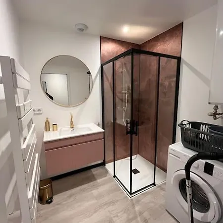 Atelier Du Jacuzzi Illimité Proche Du Mont Saint Michel Appartamento