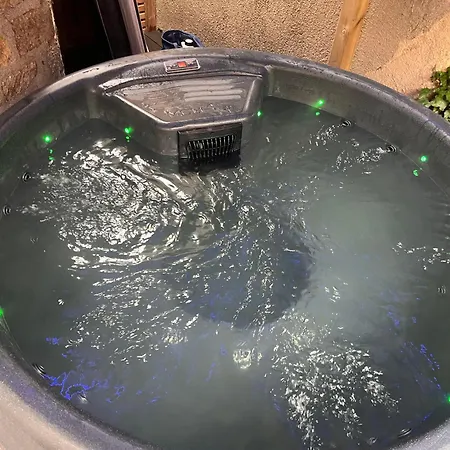 דירה Atelier Du Jacuzzi Illimite Proche Du Mont Saint Michel אברנשה