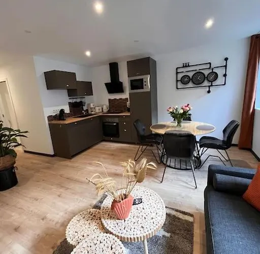 Atelier Du Jacuzzi Illimite Proche Du Mont Saint Michel Διαμέρισμα Αβράνς